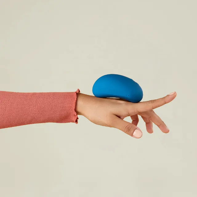 Yes For Lov The Ballerina vibratore vulva silicone ricaricabile