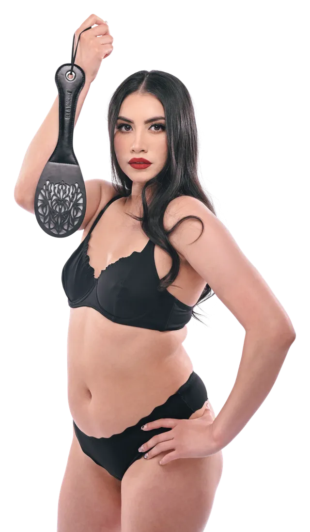Sportsheets Sex & Mischief Lace Spanker paddle pizzo nero