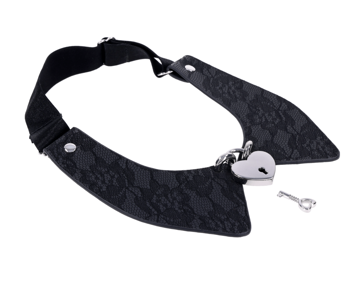 Sex & Mischief Heartbound Lace Day Collar collare pizzo